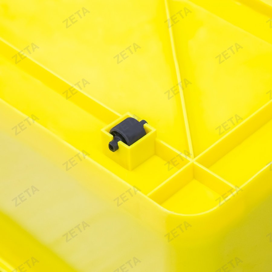 Контейнер с крышкой на колесиках, цветной (32 л.) - изображение 4