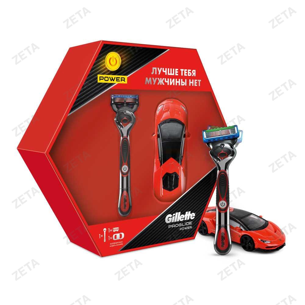 Подарочный набор "Gillette"
